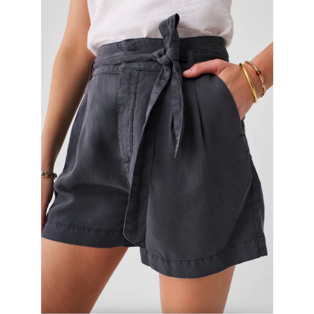 Faherty Women’s Garment Dyed Arlie Linen Blend Shorts Slate Grey Size Medium